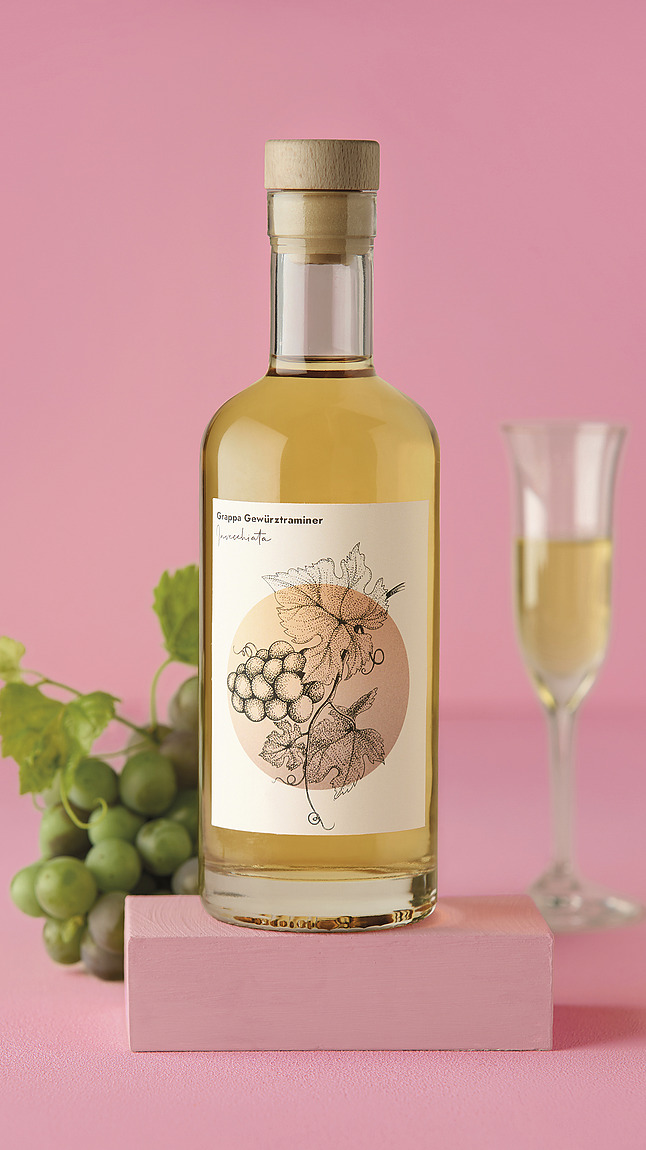 Grappa_Gewuerztraminer_invecch_web_70124