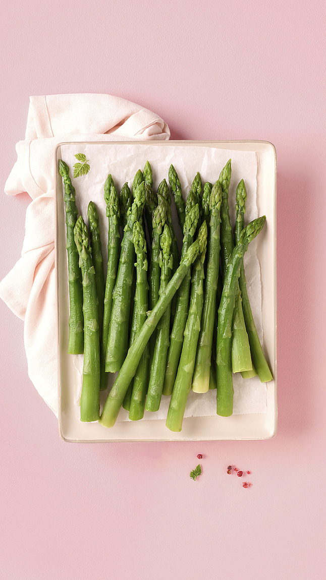 Gruener_Spargel_web_45021