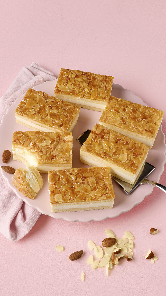 Mandel-Bienenstich_Schnitte_web_34212