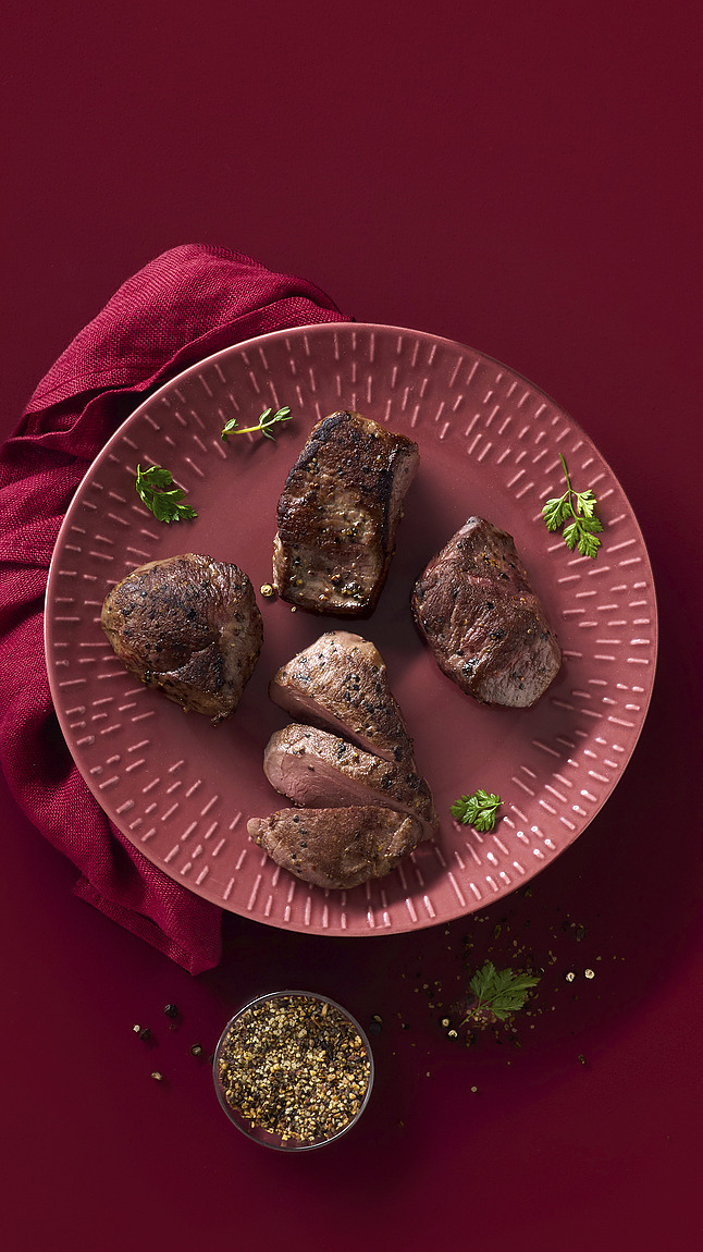 gewuerzte_Rehmedaillons_web_50110 gewuerzte_Rehmedaillons_web_50110