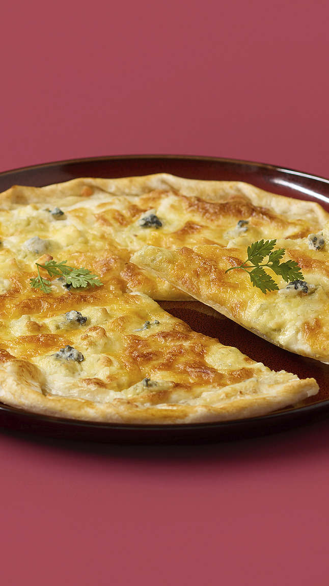 Flammkuchen_4-Kaese_detail_35045