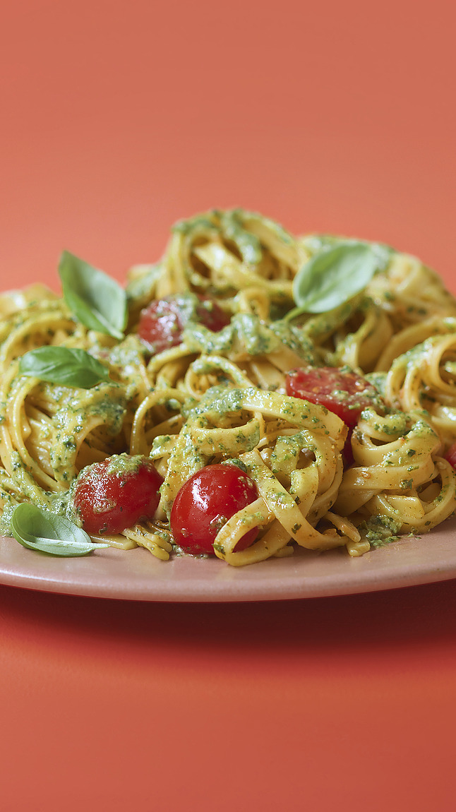 Tagliatelle-Nester_alla_Pesto_detail_35109